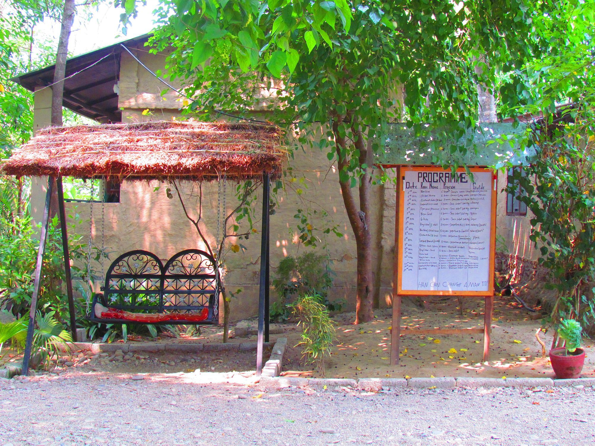 Chitwan Gaida Lodge Sauraha Kültér fotó